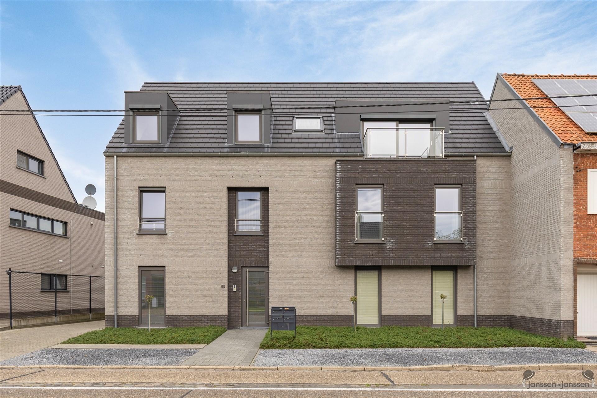 Ruim appartement met 2 slaapkamers (bemeubeld) - foto 2