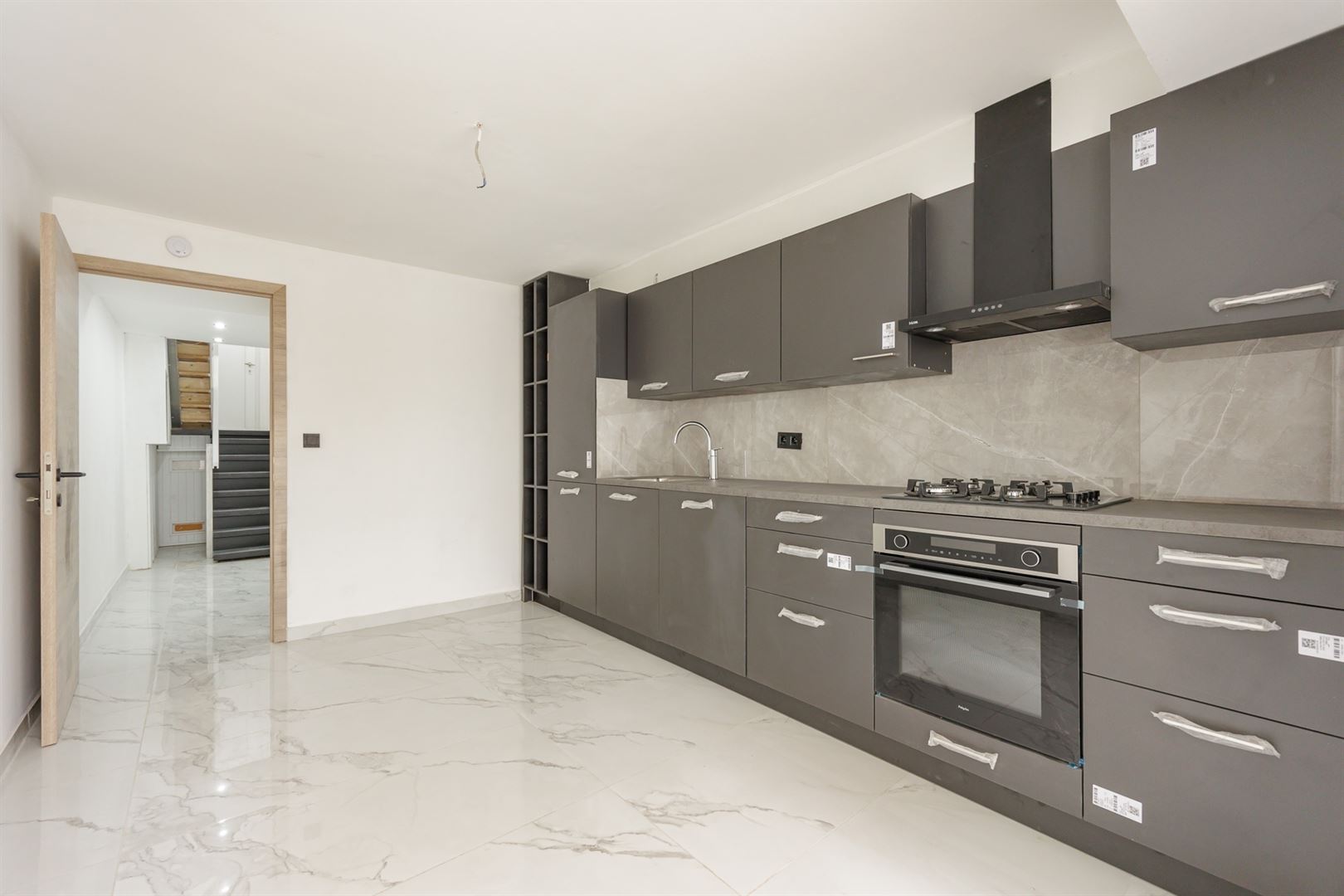 Volledig gerenoveerd & Energiezuinig: Ruime gezinswoning met 3 slaapkamers - foto 4