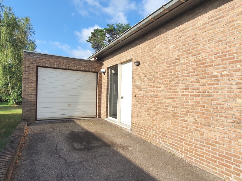 Maison à louer à Mol avec 3 chambres - photo 2