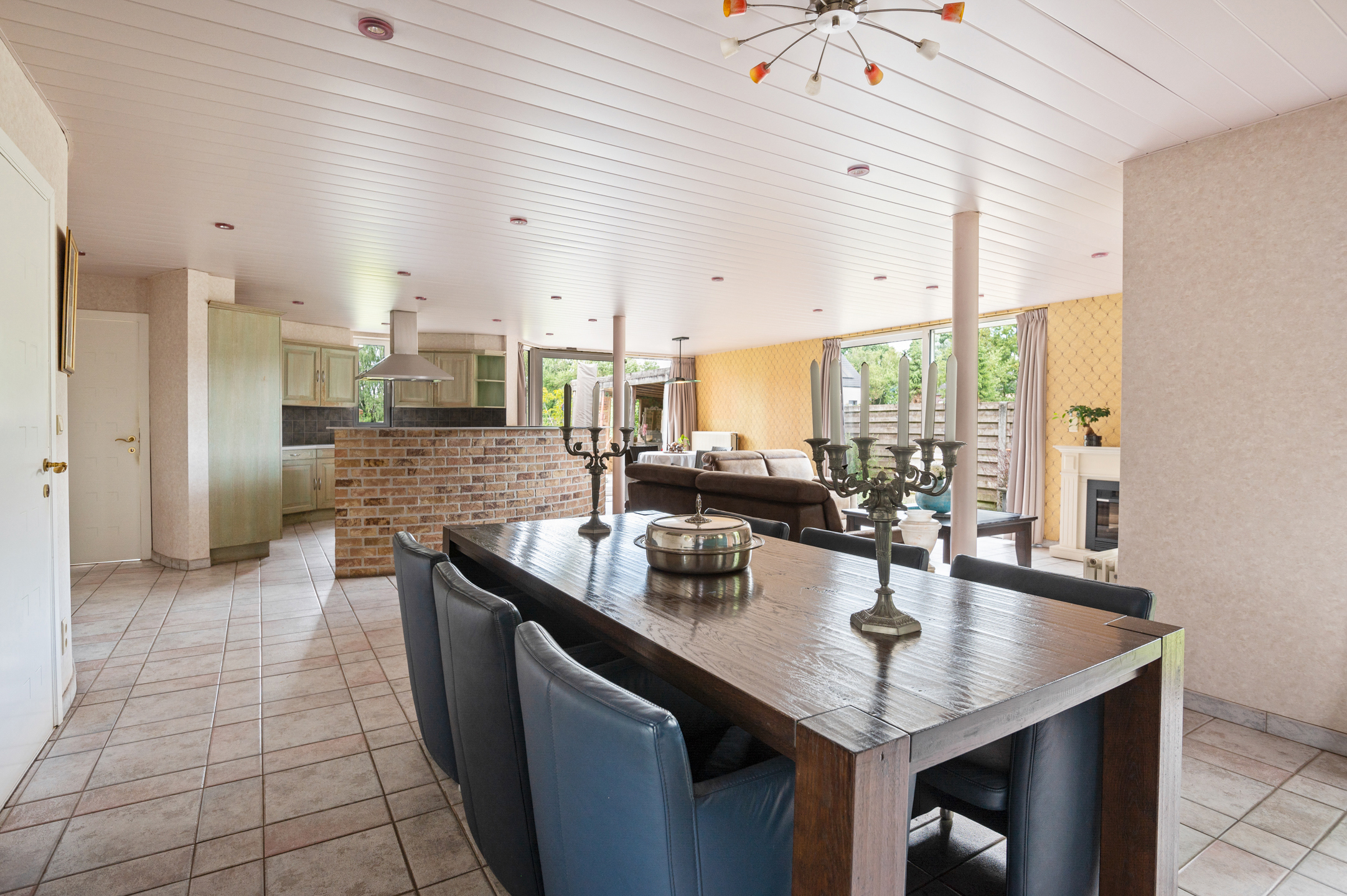 Gezinswoning met kantoor en prachtige tuin te Vosselaar.  - foto 5