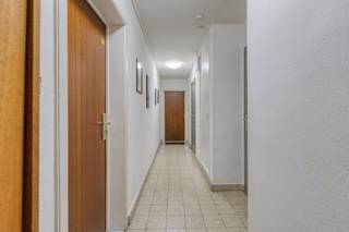 Instapklaar Appartement te Koop in Genk – €210.000Ben je op zoek naar een comfortabel en verzorgd appartement in het hart van Genk? Dan is dit...
