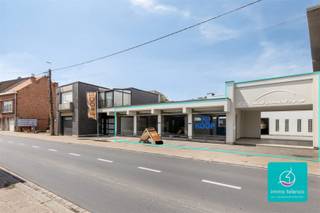 immo Talenco vend à Kouterbaan 41A – 9280 Lebbeke ce showroom/boutique/entrepôt bien situé. Ce showroom a une superficie de ± 565 m² et se compose...