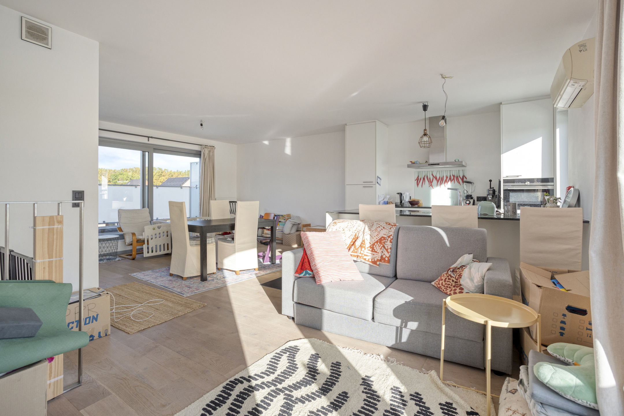 Recent 2 slaapkamer appartement met 3 terrassen in Wezemaal - foto 5