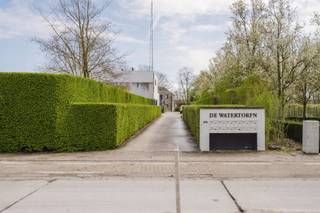 Opbrengsteigendom te koop in Kortrijk voor investeerders die op zoek zijn naar diversificatie en stabiele inkomsten. Deze opbrengsteigendom te...