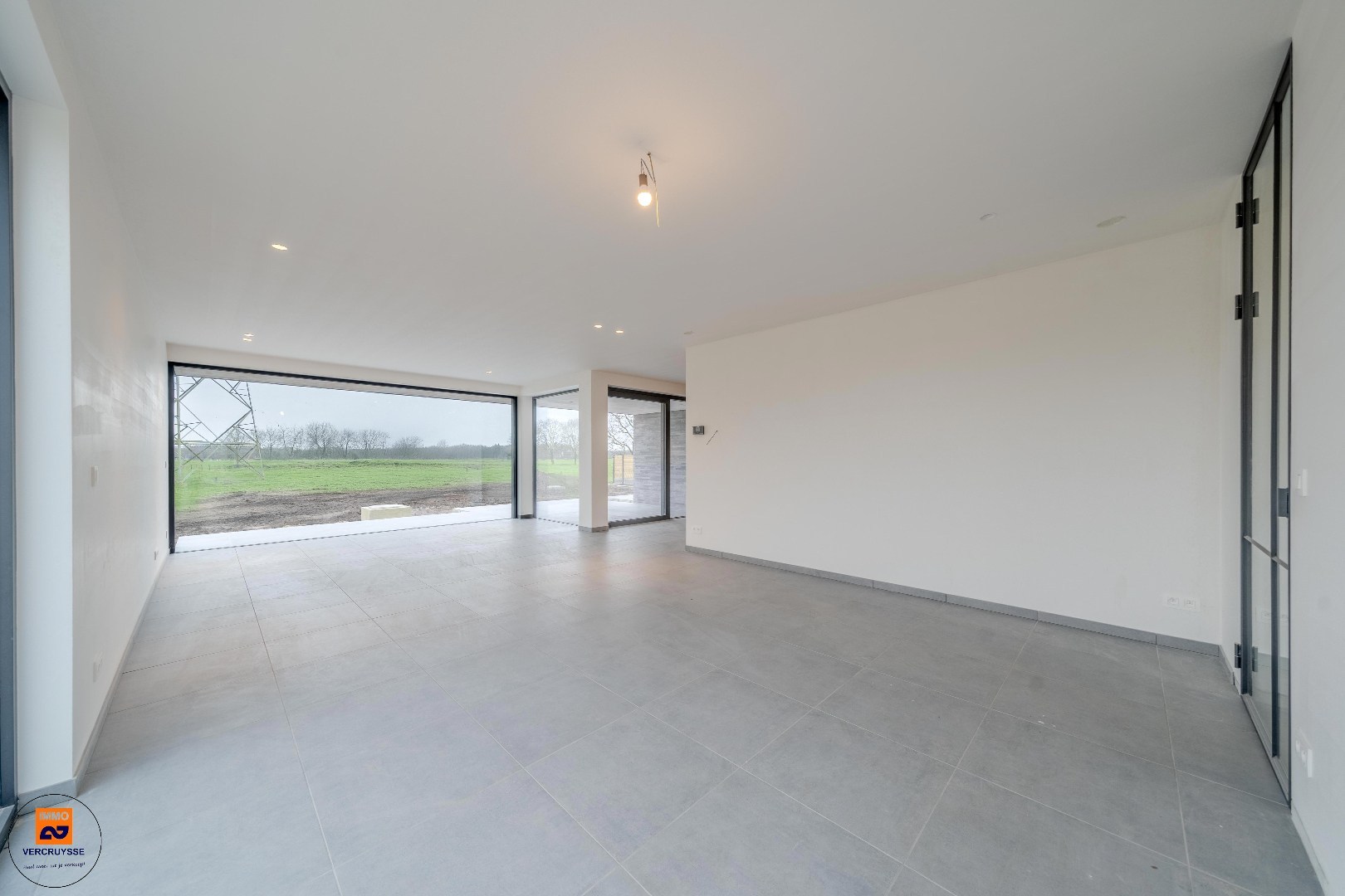 Trendy nieuwbouwwoning in Oosteeklo - foto 5