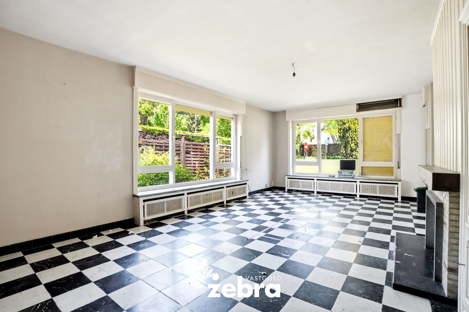 Te renoveren open bebouwing op toplocatie (Baronielaan) te Izegem! - foto 5