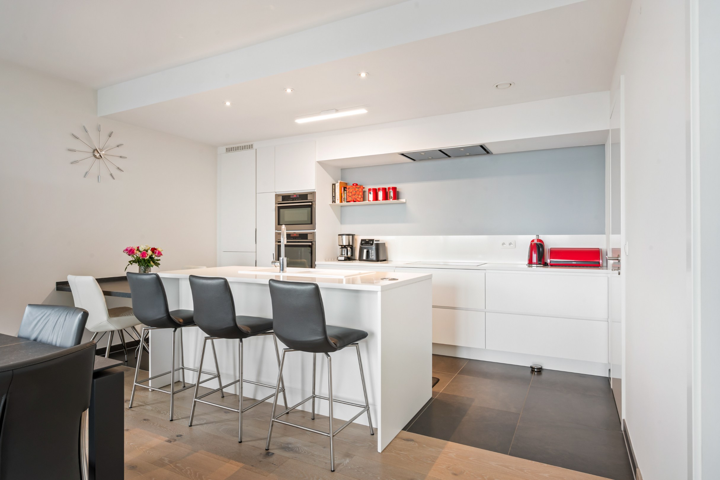 TOP afgewerkt appartement op 8e verdieping met 2 slaapkamers - foto 4