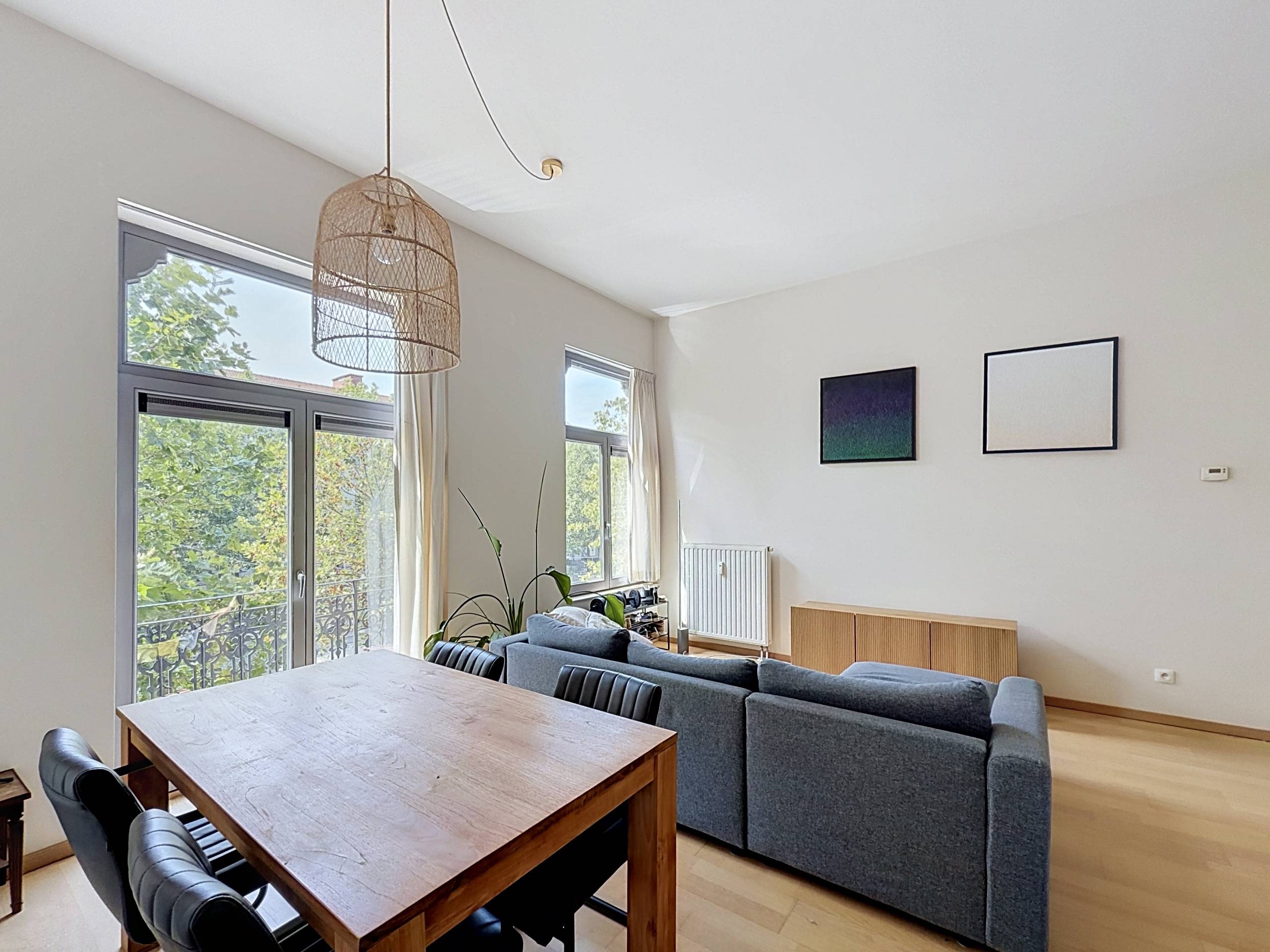 Appartement te huur in Molenbeek met terras en parking - foto 4