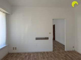 In de gegeerde Expowijk te Antwerpen bevindt zich dit lichtrijke gelijkvloers appartement met een praktische indeling en polyvalente ruimtes...