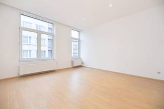 JETTE – Notre Dame de Lourdes neighborhood, close to Huybrechts Park, the metro, shops, and all amenities, come and discover this charming...