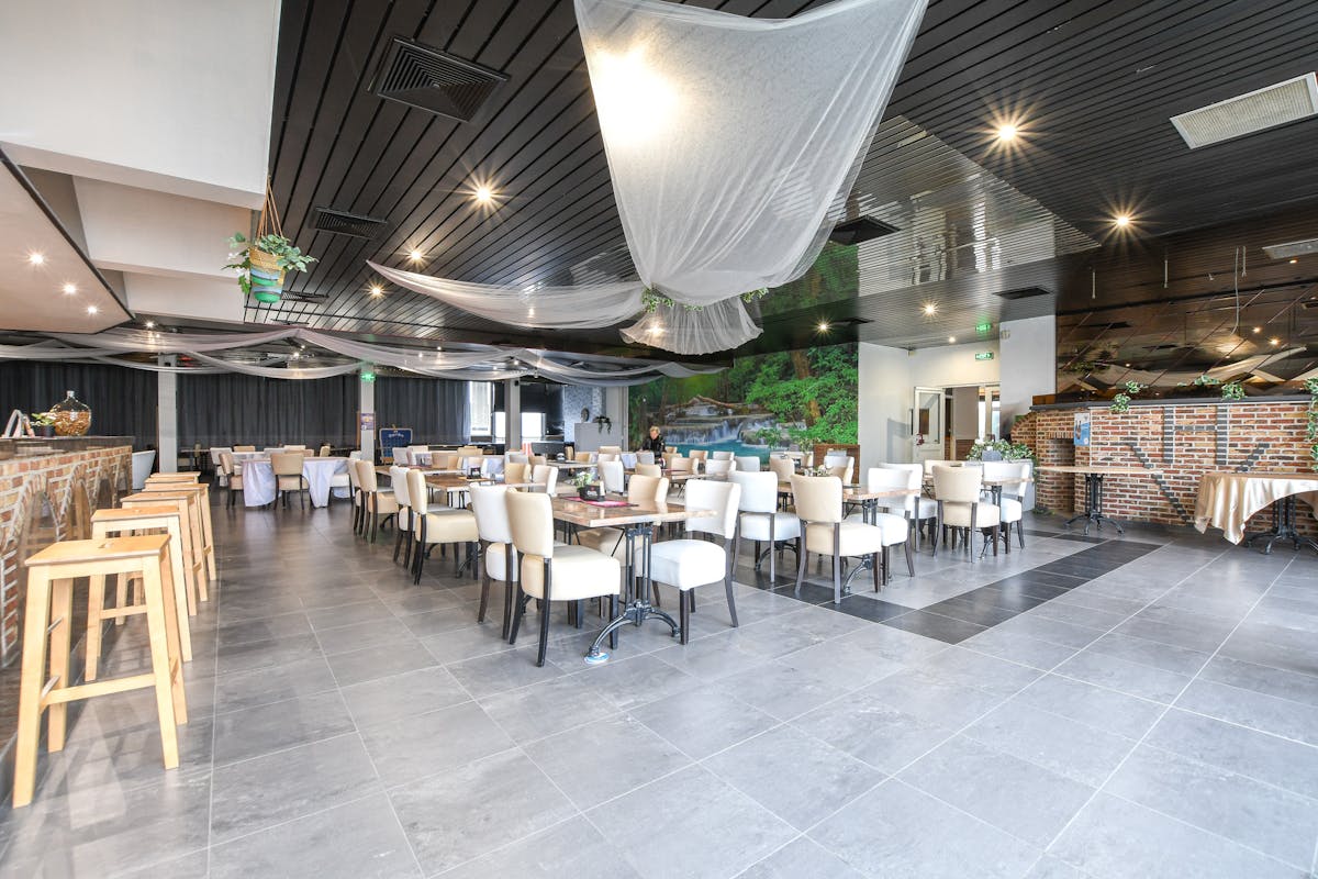 Uniek pand te koop aan de kust: Horeca, sport &amp; wonen - foto 2