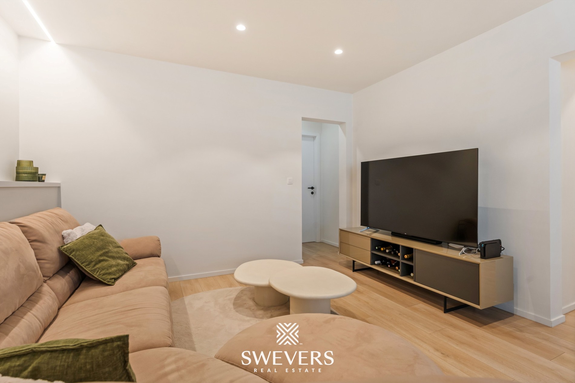 Uitstekend gelegen appartement met 2 slaapkamers en private garagebox. - foto 4