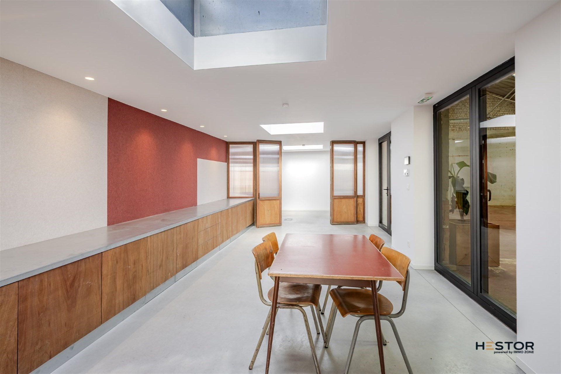 Stijlvol kantoor met veelzijdig magazijn in Sint-Niklaas - foto 4