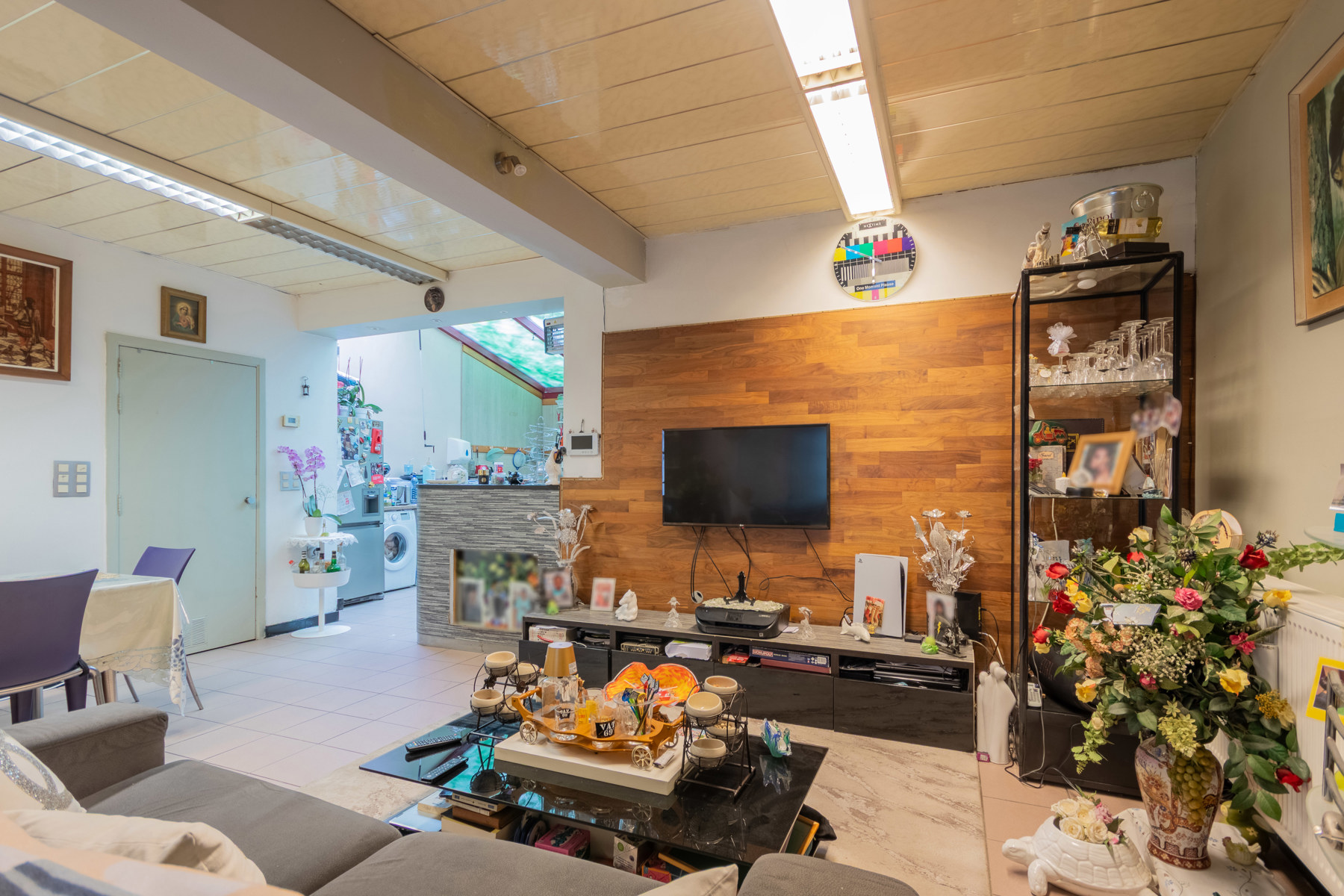 Handelshuis met commercieel gelijkvloers en appartement - foto 4