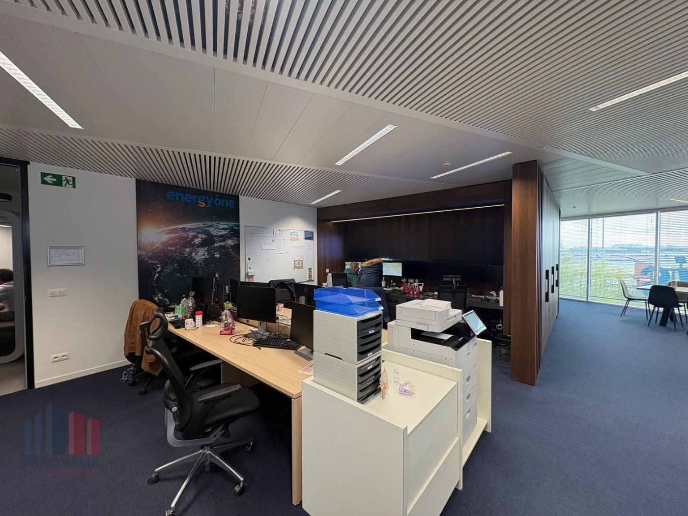 552 m² instapklare kantoorruimte met visibiliteit van de E40 - photo 4