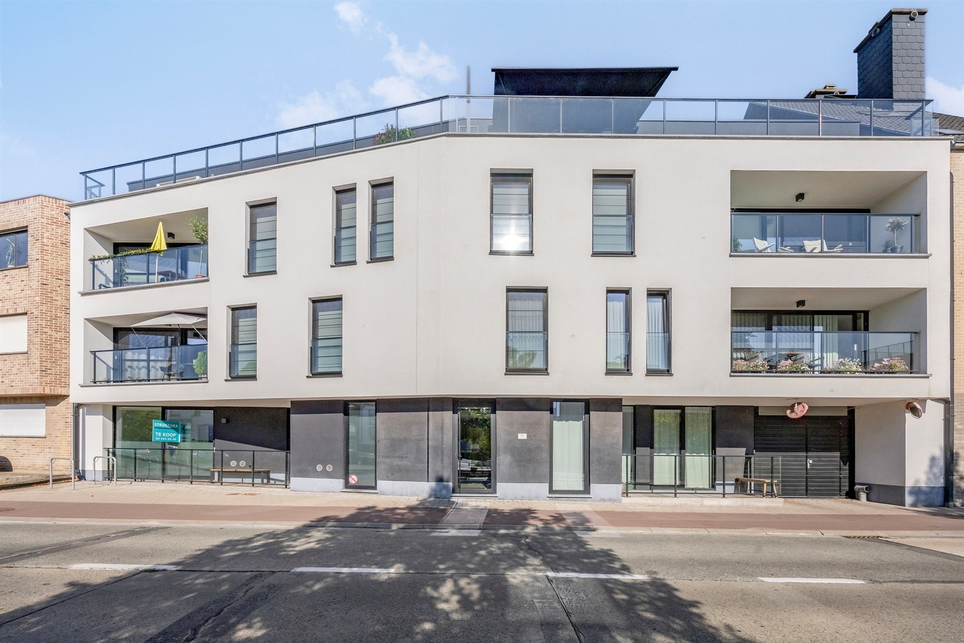 Cabinet/bureau au centre avec de nombreuses possibilités de parking - photo 1