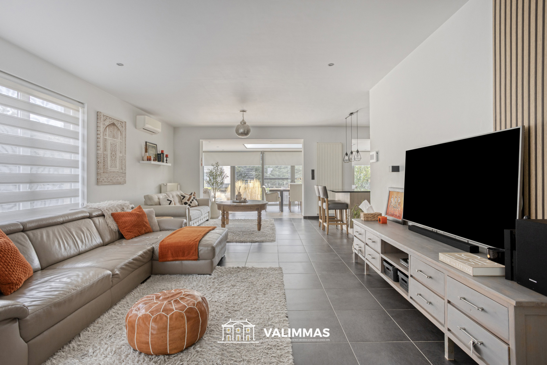 Perfect instapklare driegevelwoning met garage en tuin... - foto 4