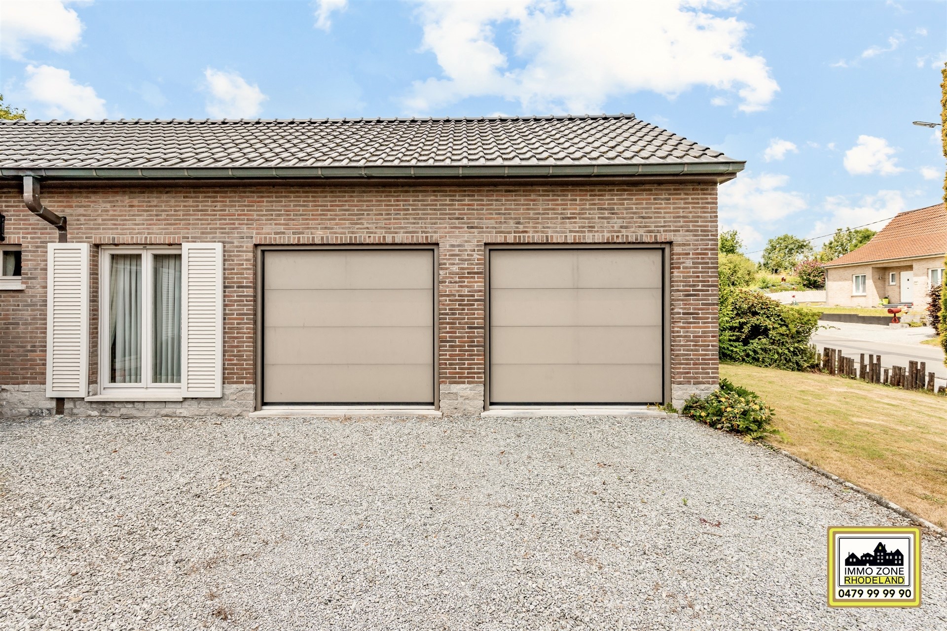 Riante bungalow met 4 slpks, dubbele garage en zonnige tuin - foto 4