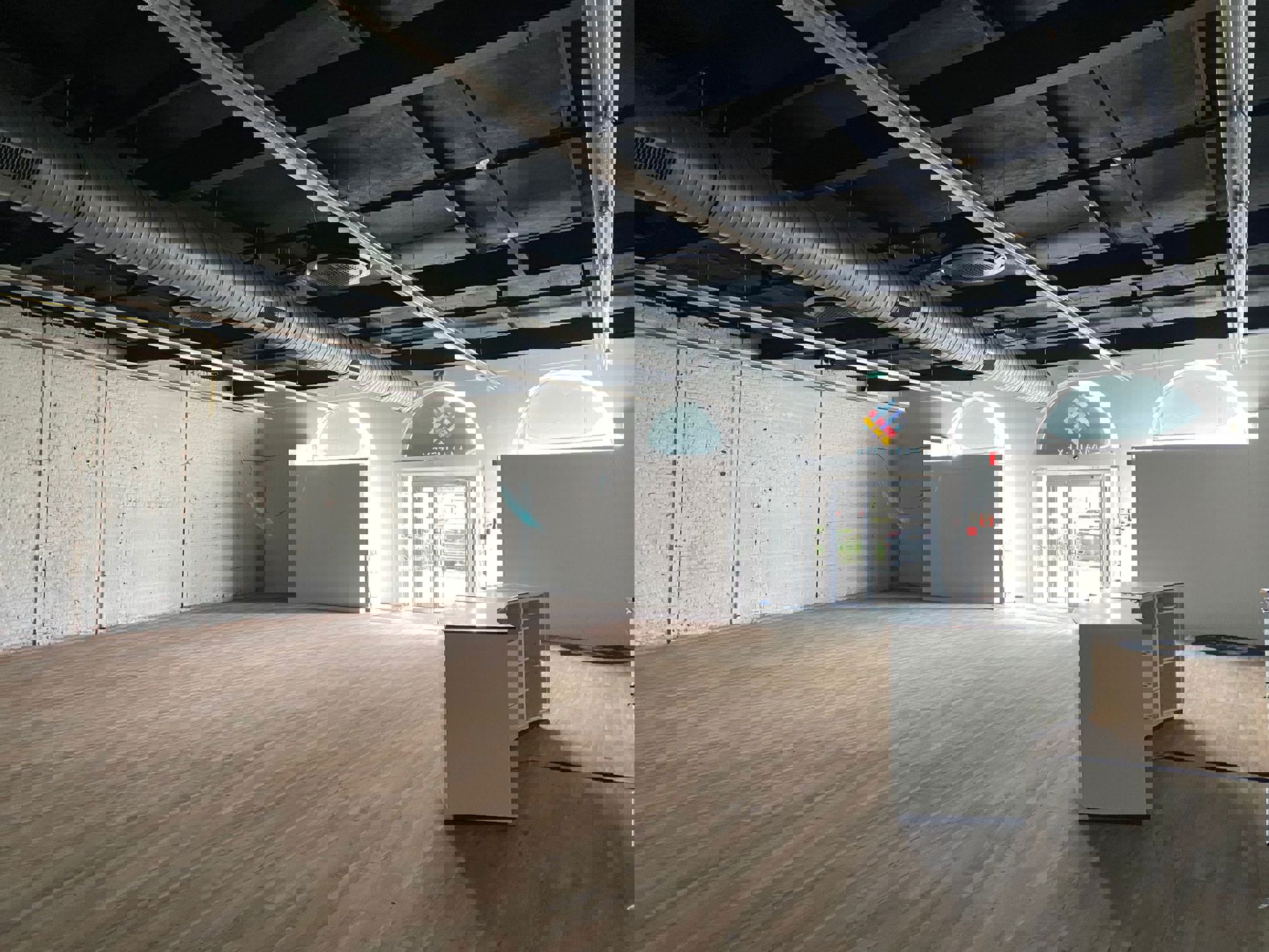 Showroom/baanwinkel te huur in Dendermonde - foto 2