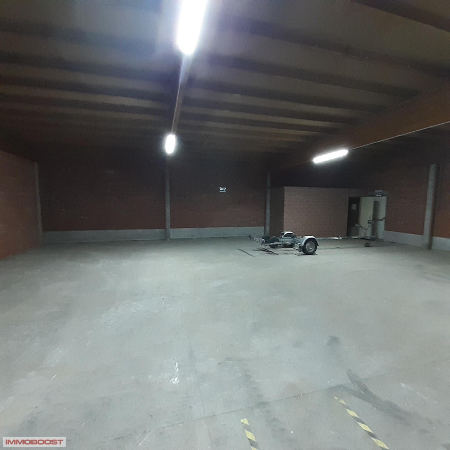 professionele MAGAZIJN - UNIT van 225m² - foto 2