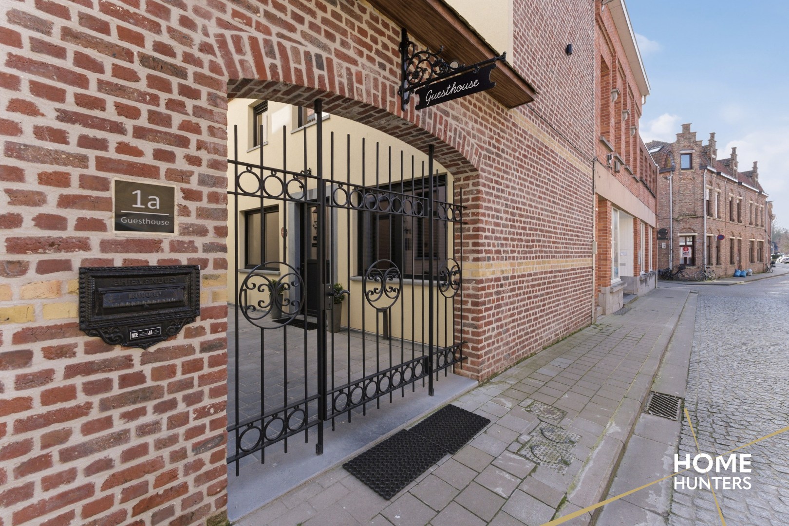 Topinvestering in vakantievastgoed – 6 volledig uitgeruste vakantie-appartementen in historisch centrum Ieper - foto 3