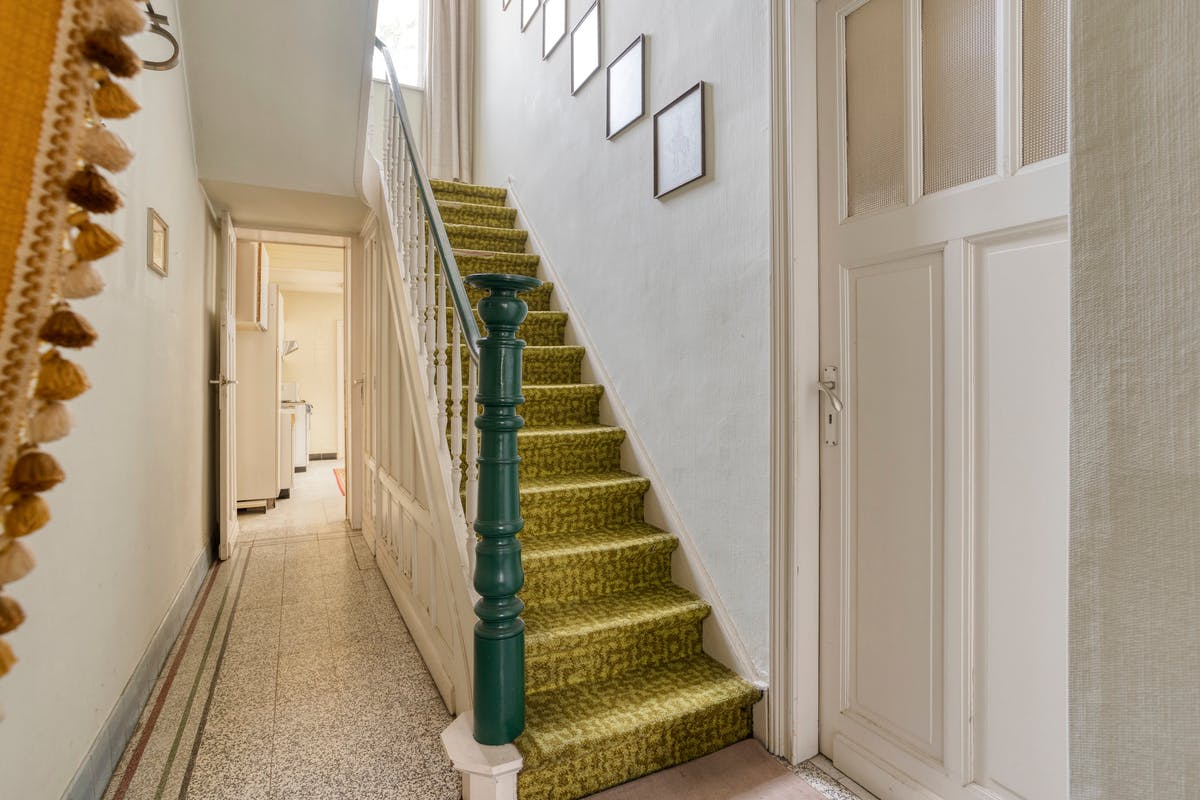 Woning met karakter en veel renovatiepotentieel in Gullegem - foto 2