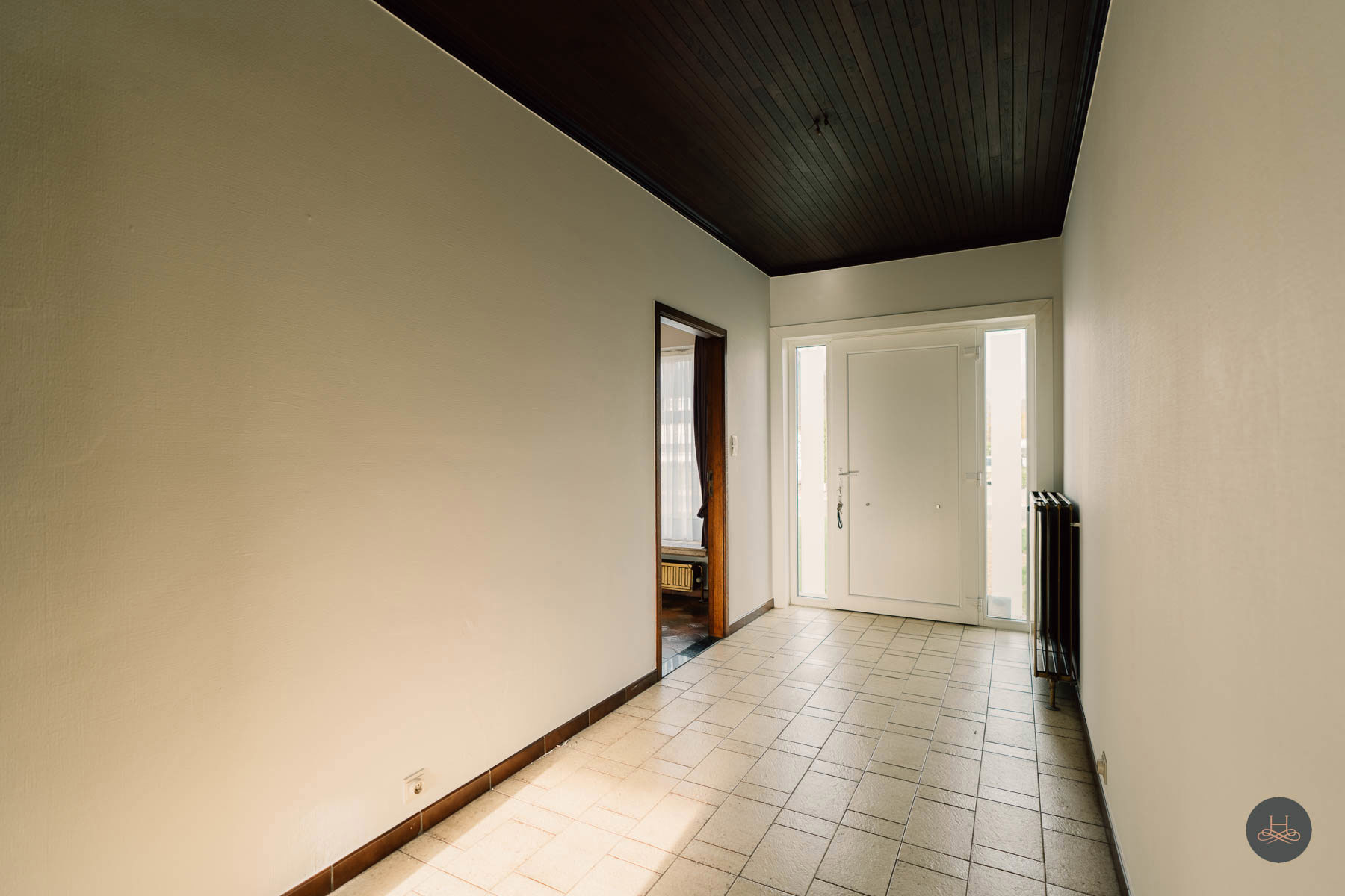 Vrijstaande, karaktervolle woning op ruim perceel - foto 3