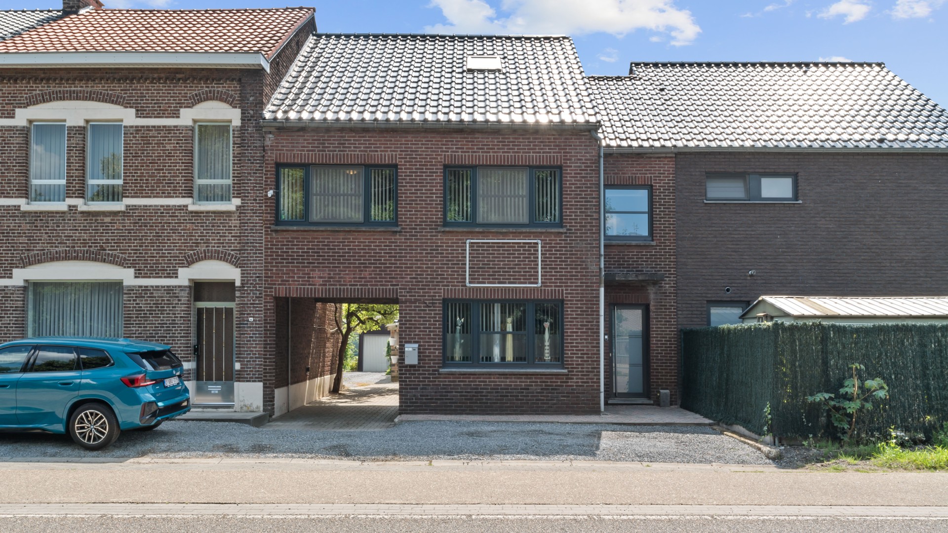 Instapklare gezinswoning met 3 slkrs in Genk - foto 1