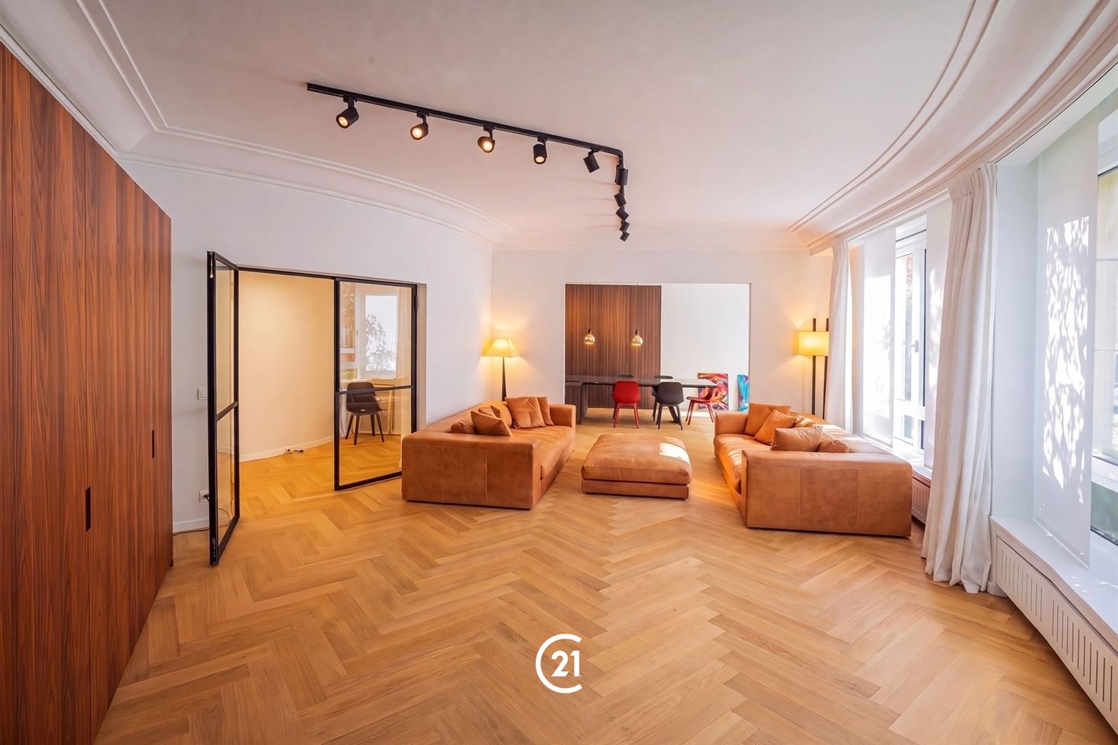 CAMBRE – Uitzonderlijk luxueus gelijkvloersappartement met tuin tegenover Ter Kamerenbos
- foto 5
