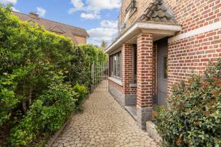 <p><span>Characterful, fully renovated home with spacious garden and view of horse pasture</span></p><p><span>Looking for a unique property where charm and modern comfort come together perfectly? This characterful house with a rich history underwent a thorough, contemporary renovation where not only the living comfort, but also the living space was significantly expanded.</span></p><p><span>With a generous living area of no less than </span><span>242 m²</span><span> , this property offers all the space for a family looking for comfort and flexibility. You have </span><span>four spacious bedrooms</span><span>, a </span><span>separate dressing room</span><span>, </span><span>two stylish bathrooms</span><span> and </span><span>two toilets</span><span>.</span><span> In addition, there is an extra room that can perfectly serve as </span> office<span>, hobby room or playroom</span><span>.</span></p><p><span>The heart of the home is undoubtedly the </span><span>modern, fully equipped kitchen</span><span>, which serves as a central connection between the two cozy living spaces. One of these living spaces was extended with large glass windows, allowing you to enjoy an abundance of natural light as well as a beautiful view of the garden. Through this room you also have </span><span>direct access to the garden</span><span>, where at the back you overlook a peaceful horse pasture a unique asset for lovers of nature and open space. The plot totals 1200 m²</span></p><p><span>Moreover, you will enjoy additional contemporary comfort thanks to </span><span>triple-glazed windows</span><span>, providing excellent insulation and energy efficiency. The presence of </span><span>solar panels</span><span> further contributes to lower energy costs and a sustainable lifestyle. The </span><span>south-facing garden</span><span> guarantees optimal sunlight, ideal for enjoying long sunny days.</span></p><p><span>Furthermore, the house has a </span><span>practical storage space</span><span>, a </span><span>spacious garage</span><span> and is </span><span>partially cellared</span><span>, offering additional storage possibilities.</span></p><p><span>In short, a move-in ready home that effortlessly combines character and modern living, located in a quiet and green area.</span></p><p><span> </span></p><p><span>Main assets in a row:</span></p><p><span> </span></p><ul><li><span>Living area of 242 m²</span></li><li><span>Fully and qualitatively renovated while retaining character</span></li><li><span>Modern, new kitchen at the heart of the property</span></li><li><span>Two cozy living spaces with lots of light</span></li><li><span>Extension with large windows and direct garden connection</span></li><li><span>South facing garden overlooking horse pasture</span></li><li><span>Triple glazed windows (energy efficient)</span></li><li><span>Solar panels for lower energy costs</span></li></ul><p><span>Interested? Contact us today for a visit and be surprised by this special home!</span></p><p><span> </span></p><p><span> </span></p><p><span> </span></p><p><span> </span></p><p><span> </span></p>