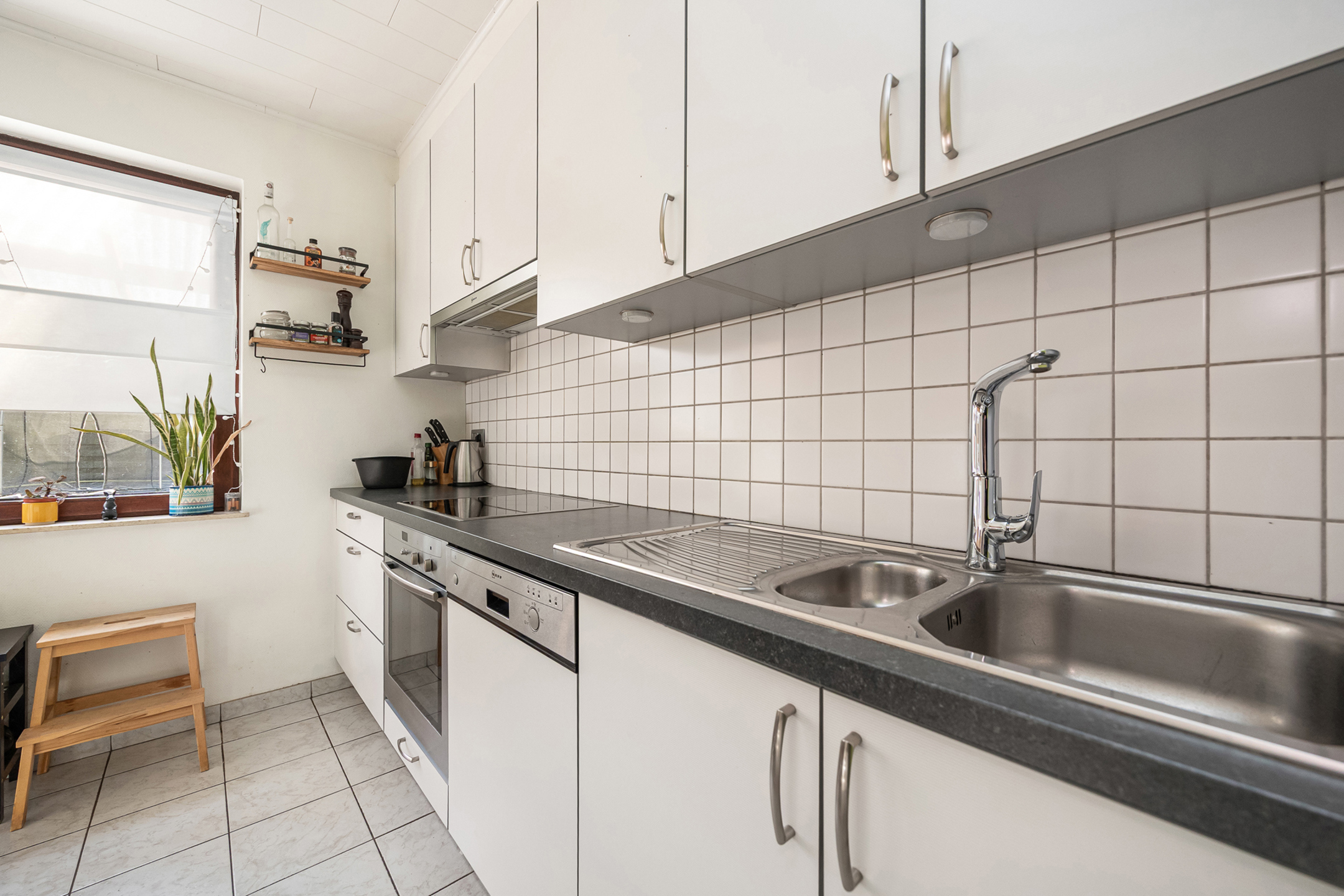 Instapklaar appartement met 2 slpks en tuin in centrum Halle - foto 5