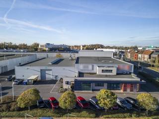 Vastgoedvennootschap met als onroerend actief een verhuurd bedrijfsgebouw te Kuurne bestaande uit:*Magazijn:- met een oppervlakte van 1.910 m²...