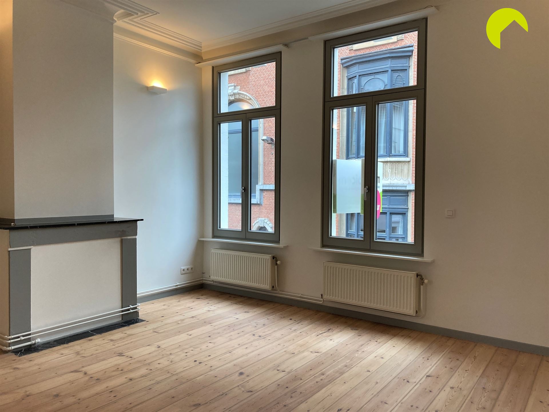 Gerenoveerde studio met groot terras op toplocatie! - foto 5
