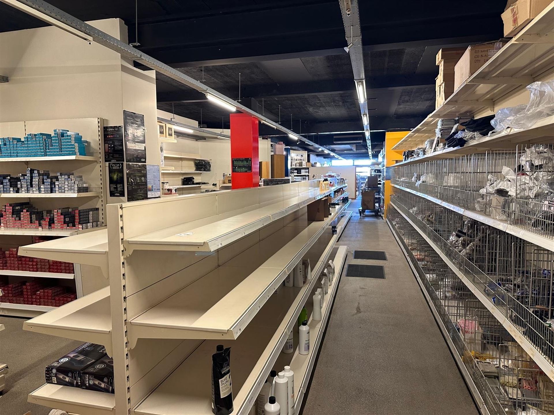 Commercieel gebouw - foto 4