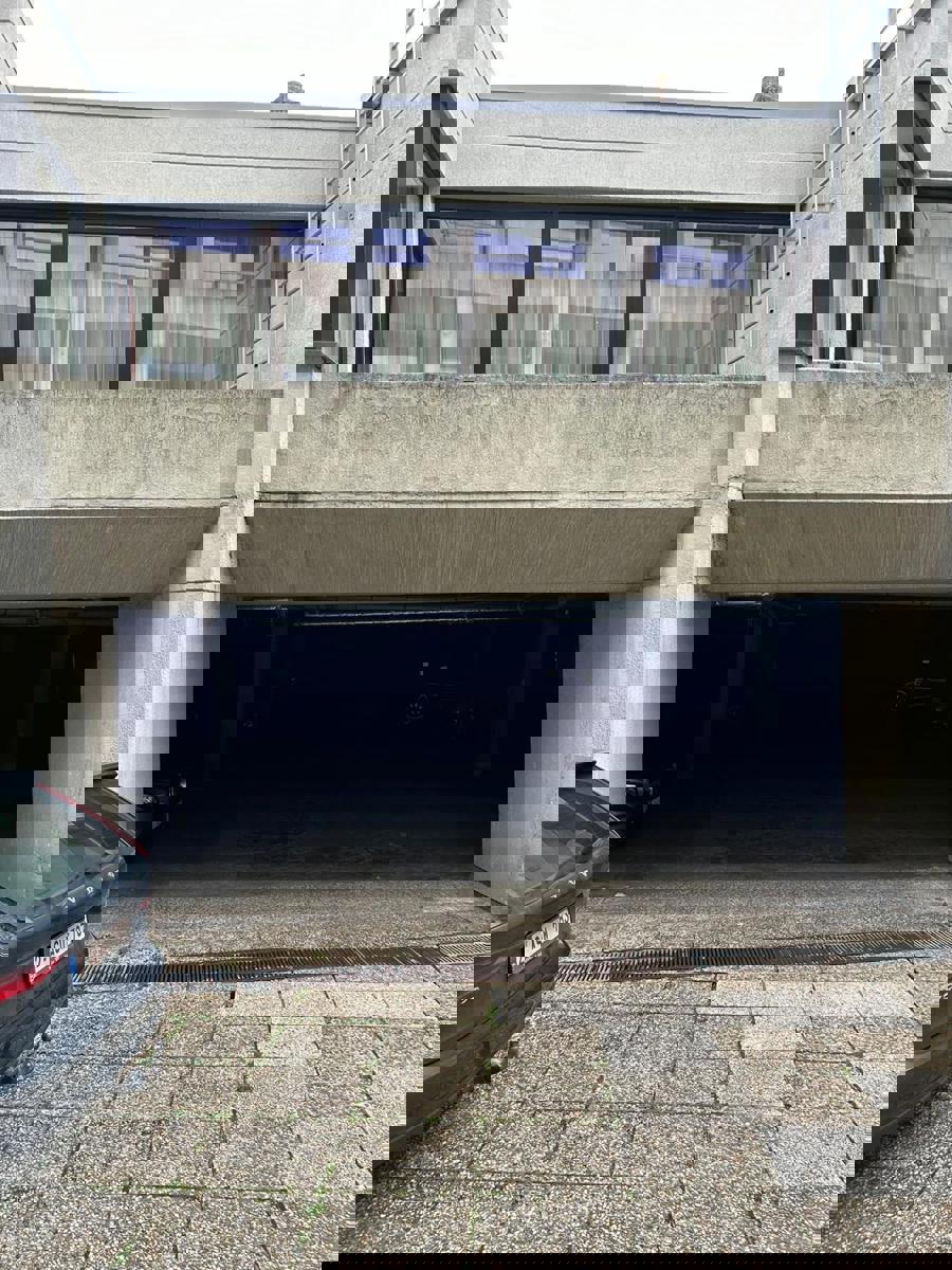 Garage for sale in Leuven - photo 1