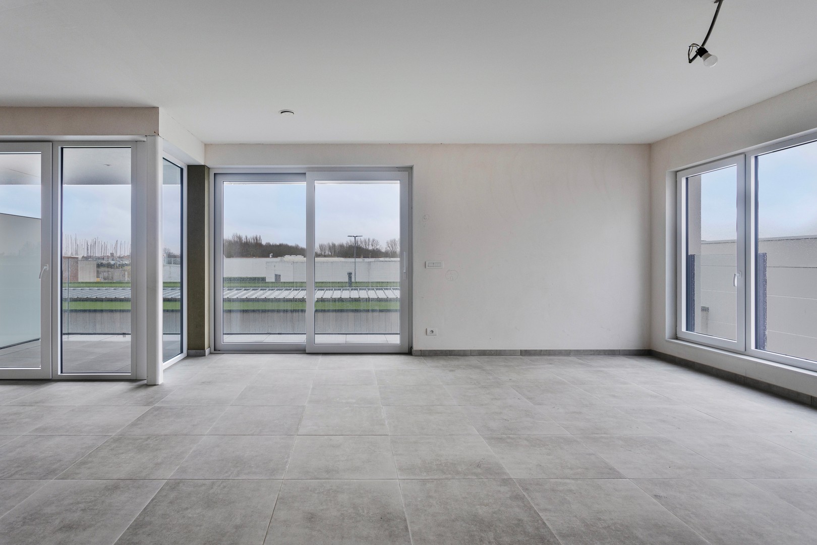 Spacious 3-bedroom apartment near the marina of Nieuwpoort. - photo 4