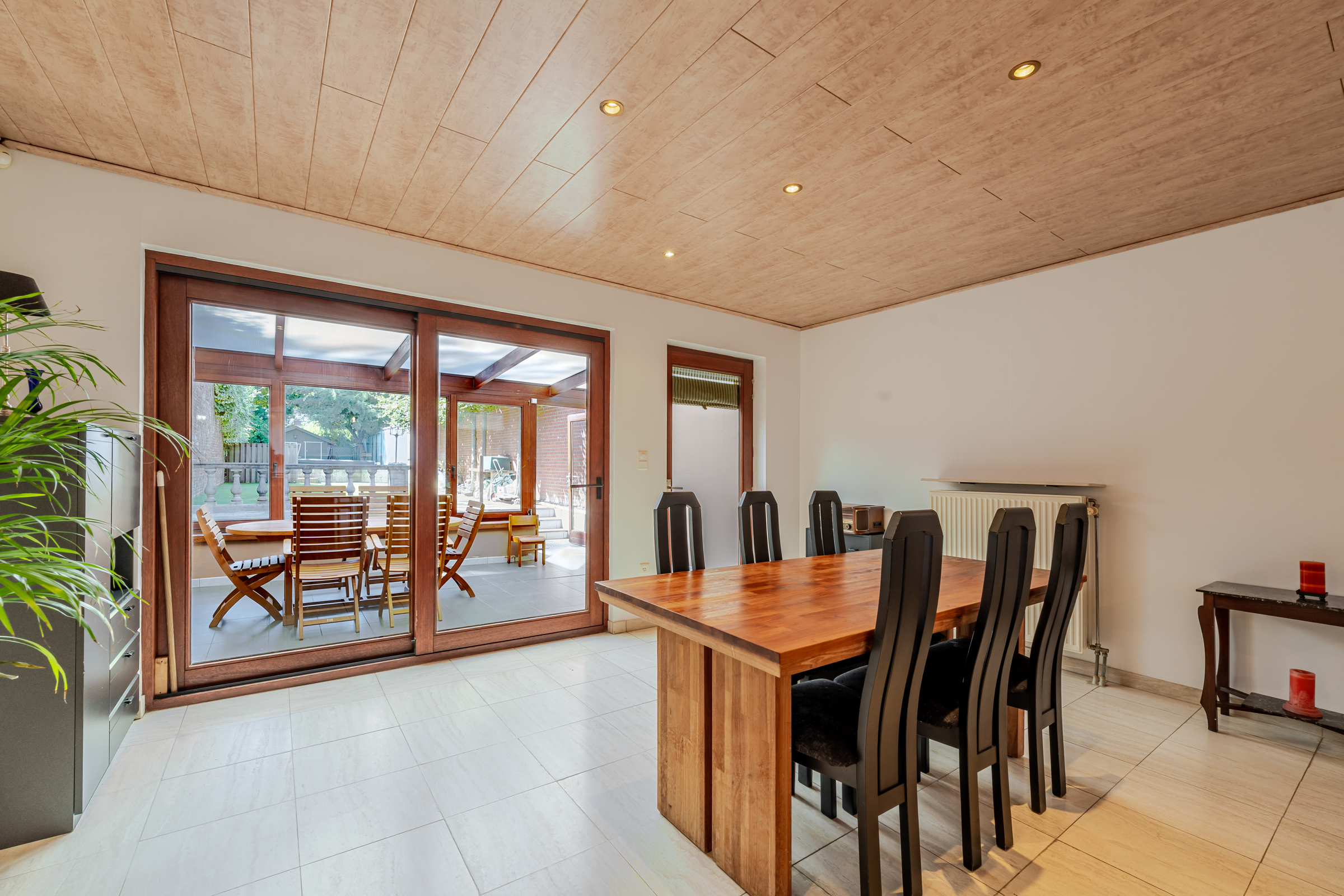 Woning met 3 slaapkamers garage tuin en zwembad - foto 5