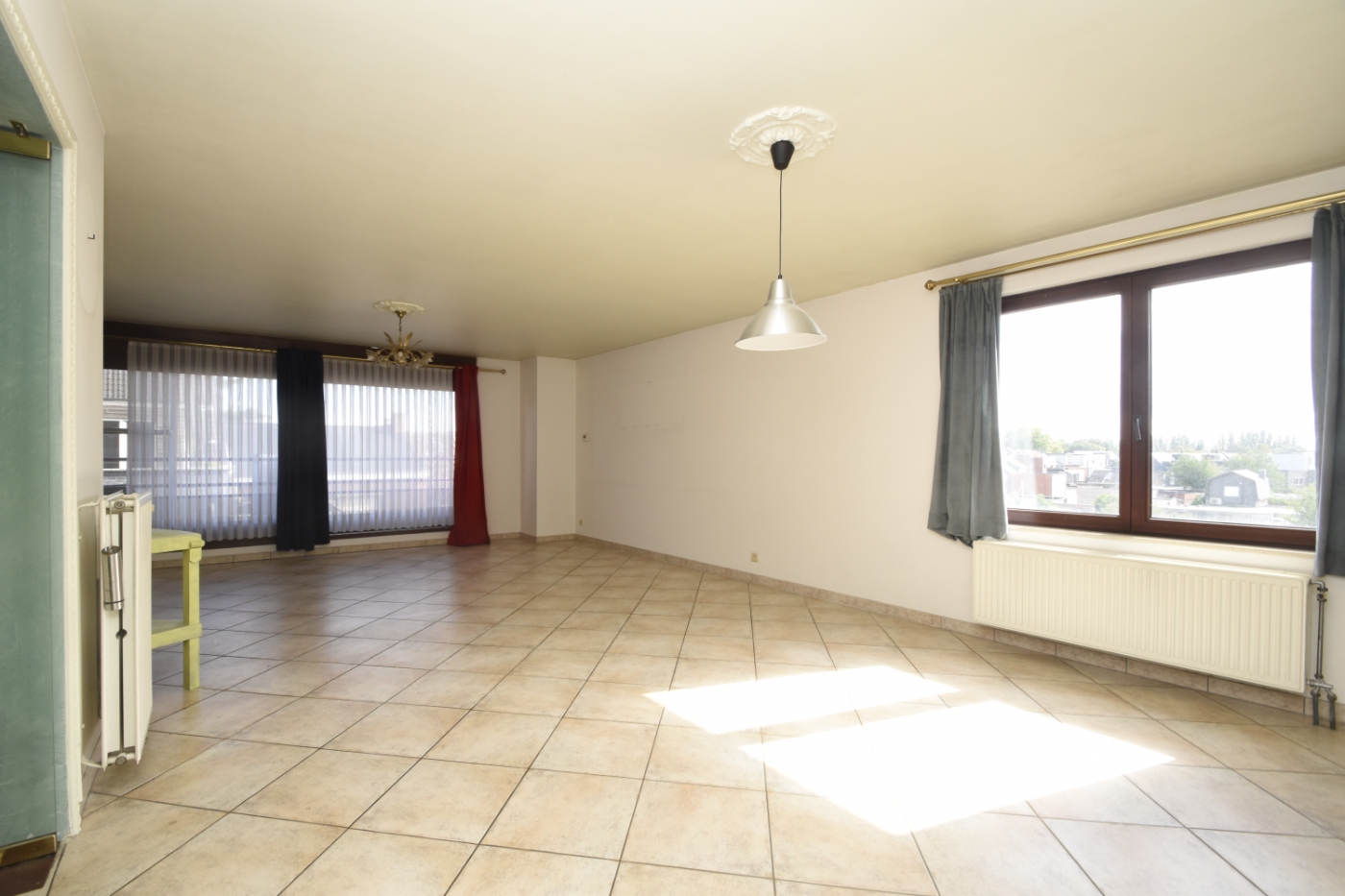 Ruime duplex met 2 slaapkamers en garage - foto 5