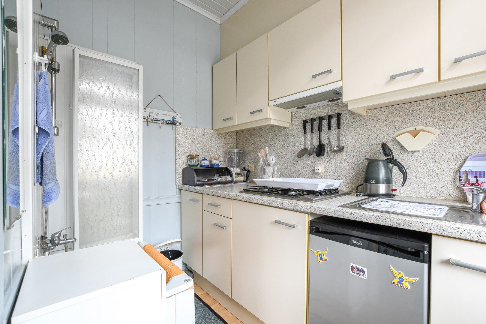 Gezellige studio met aparte slaaphoek te koop in centrum Blankenberge! - foto 5