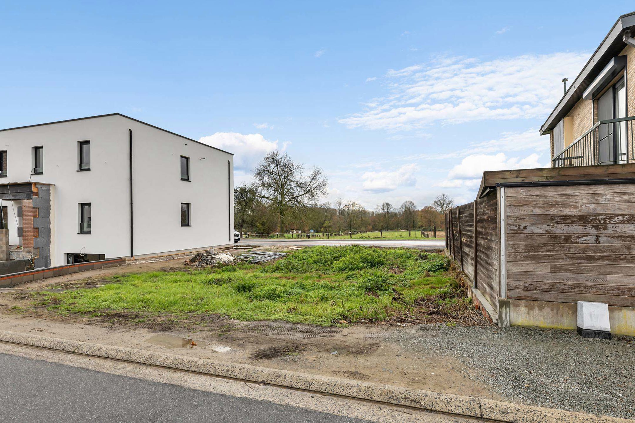 Perceel grond voor open bebouwing op 2a 09ca - foto 5