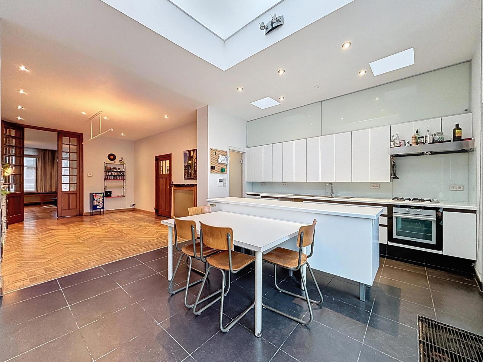 Maison à vendre à Menin avec 5 chambres - photo 1