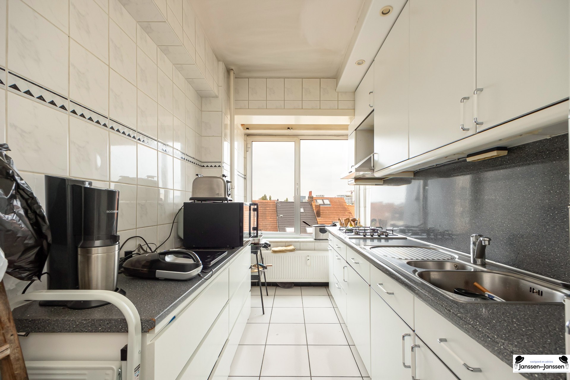 Ruim en lichtrijk appartement van 126 m² met terras in het hart van Borgerhout - foto 5