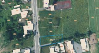 Laat deze kans niet voorbijgaan. Bouw hier jouw toekomst op een plek waar wonen en bereikbaarheid samenkomen!BESCHRIJVINGDeze bouwgrond van ca. 776...