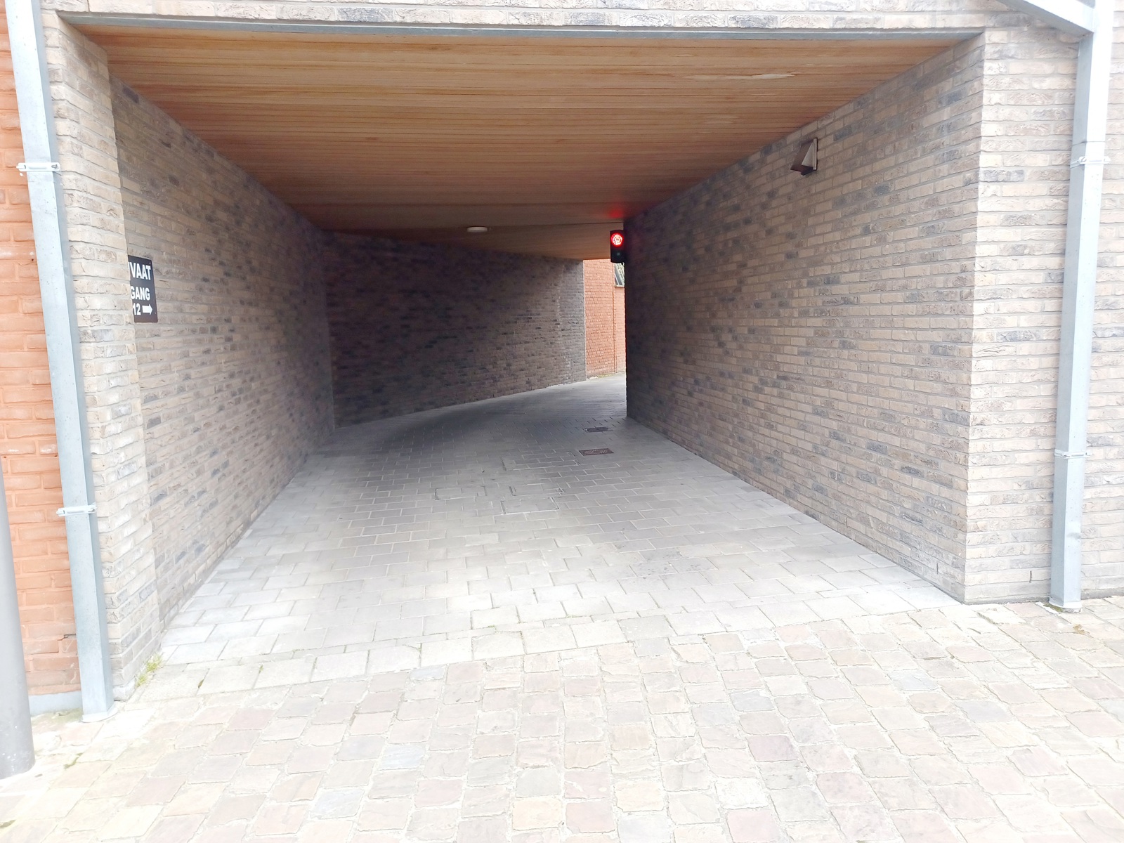 staplaats in ondergrondse garage te centrum Welle - foto 4