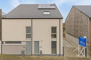 In a quiet and child-friendly street in Halle, you’ll find this recent family home. The house is move-in ready and ideal for those who...