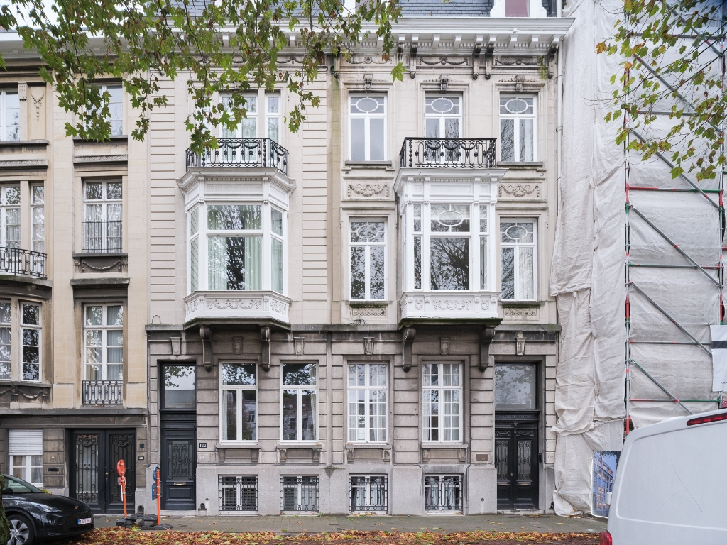 Coupure - Authentieke herenwoning met tuin op één van de meest gegeerde locaties van Gent. - foto 1