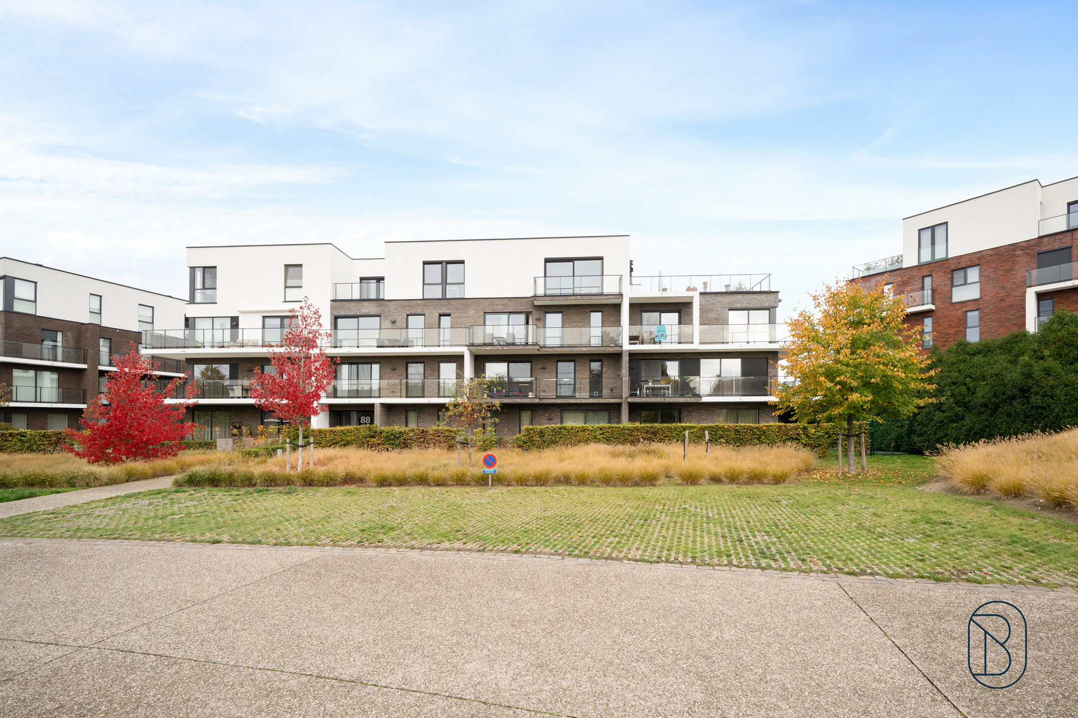 Recent appartement met 2 slk, terras, parking, en garage - foto 5