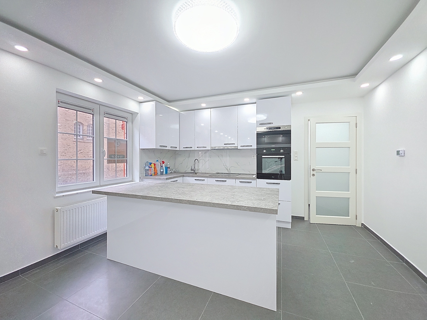 Appartement moderne de 2 chambres à Nieuport-ville - photo 2