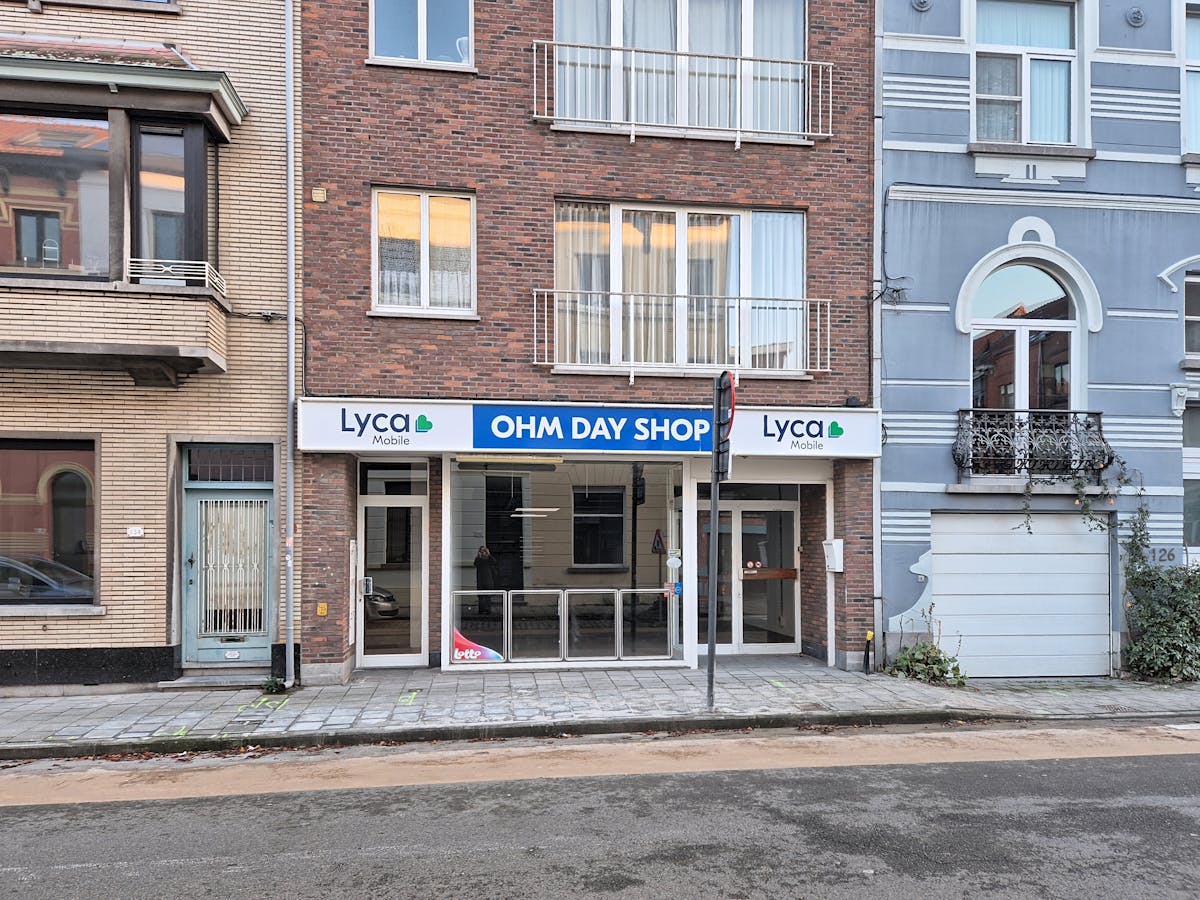 Vlot bereikbaar handelspand (246 m²) te huur Sint-Amandsberg - foto 3