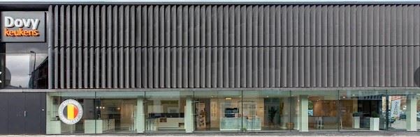 BAANWINKEL MET PARKING OP TOPLOCATIE - foto 5